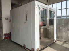 苏州单人双吹外冷板内不锈钢风淋室图1
