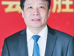 黑龙江李斌代表：综合利用秸秆 发展食用菌产业 ()